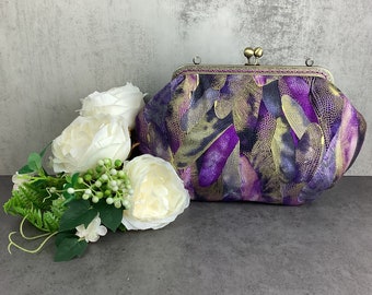 Dragonfly wings medium frame clutch bag, Purple clutch purse, Dragonfly frame handbag, Shoulder bag, Detachable strap, Handmade