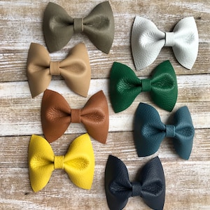 Classic Leather Bow, Handmade Bow, Baby Bow, Girl Bow, Baby Headband, Infant Headband, Hair Bow, Bow Headband, gift for baby, gift for girl