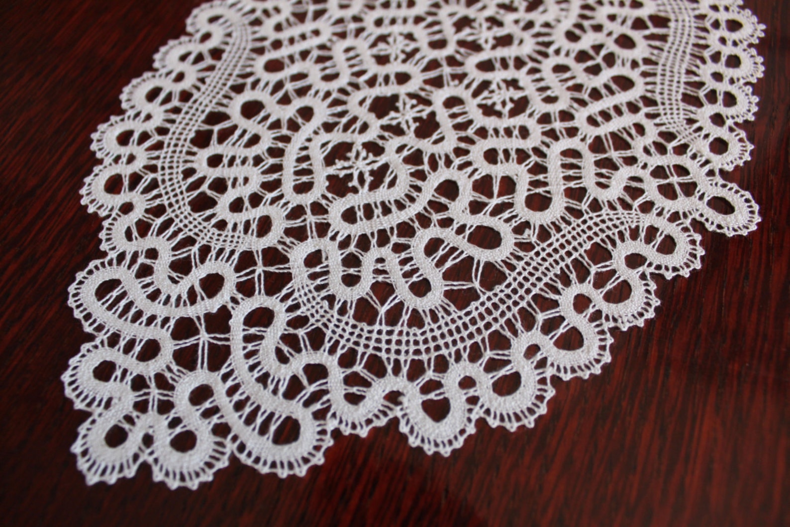 Oval Handmade White Cotton Lace Tablecloth 'Antik' Etsy