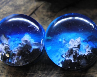 Obsidian Mountain Ear Plugs: Blue Ocean Resin Tunnels