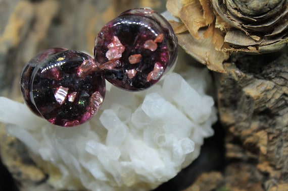 Garnet Stone Plugs, Iridescent Bridal Gauges, Real Gemstone Resin Tunnels, January Birthstone Jewelry