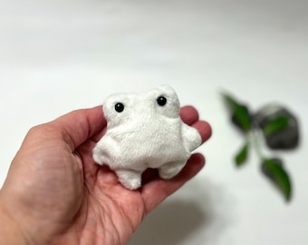 Pocket Frog Plush Toy: Worry Pet, Stress Relief Animal, Lucky Buddy
