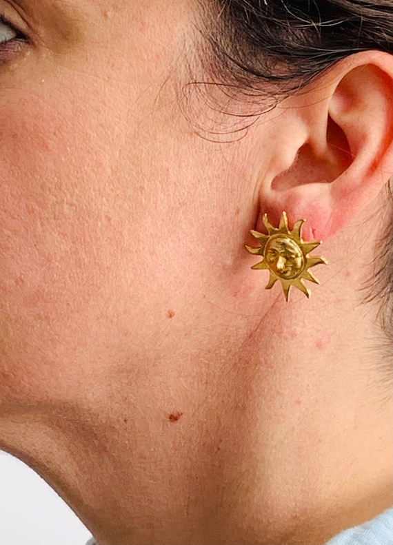 ★SENTIMENTS★ NO.288 EARRING 1980's Gold Smiling Sun, Large Pierced Ear Stud Earrings - Etsy