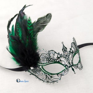 Forest Dream - Green & Black Metal Masquerade Mask with Feathers - Party Mask - Venetian eye-mask