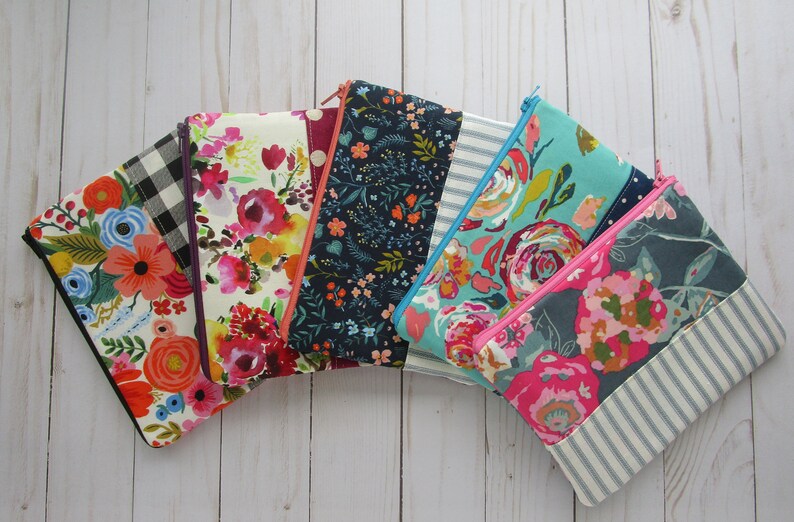 Floral Bag Make Up Pouch Floral Zipper Bag Friends Gift Flat Make up Bag Small Zipper Bag Bridesmaid Gift