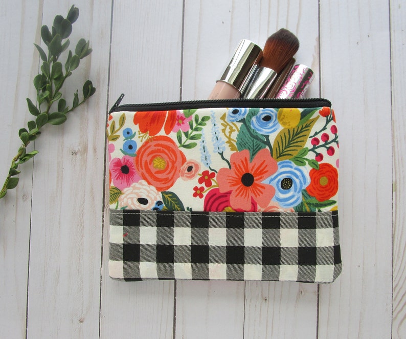 Floral Bag Make Up Pouch Floral Zipper Bag Friends Gift Flat Make up Bag Small Zipper Bag Bridesmaid Gift