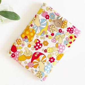Kindle Paperwhite Sleeve, eReader Sleeve, ebook Sleeve, Gift