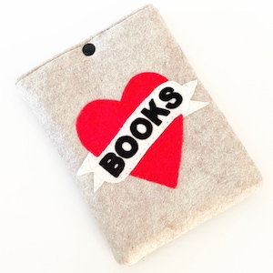 LOVE BOOKS Kindle Sleeve, Kindle Case, Kindle Paperwhite Sleeve, Bookish