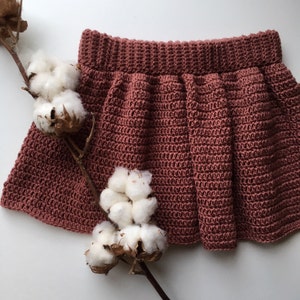 CROCHET PATTERN: EasyPeasySkirt