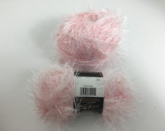 Fun Fur Eyelash Lion Brand Polyester Yarn 1.75oz 64 yards