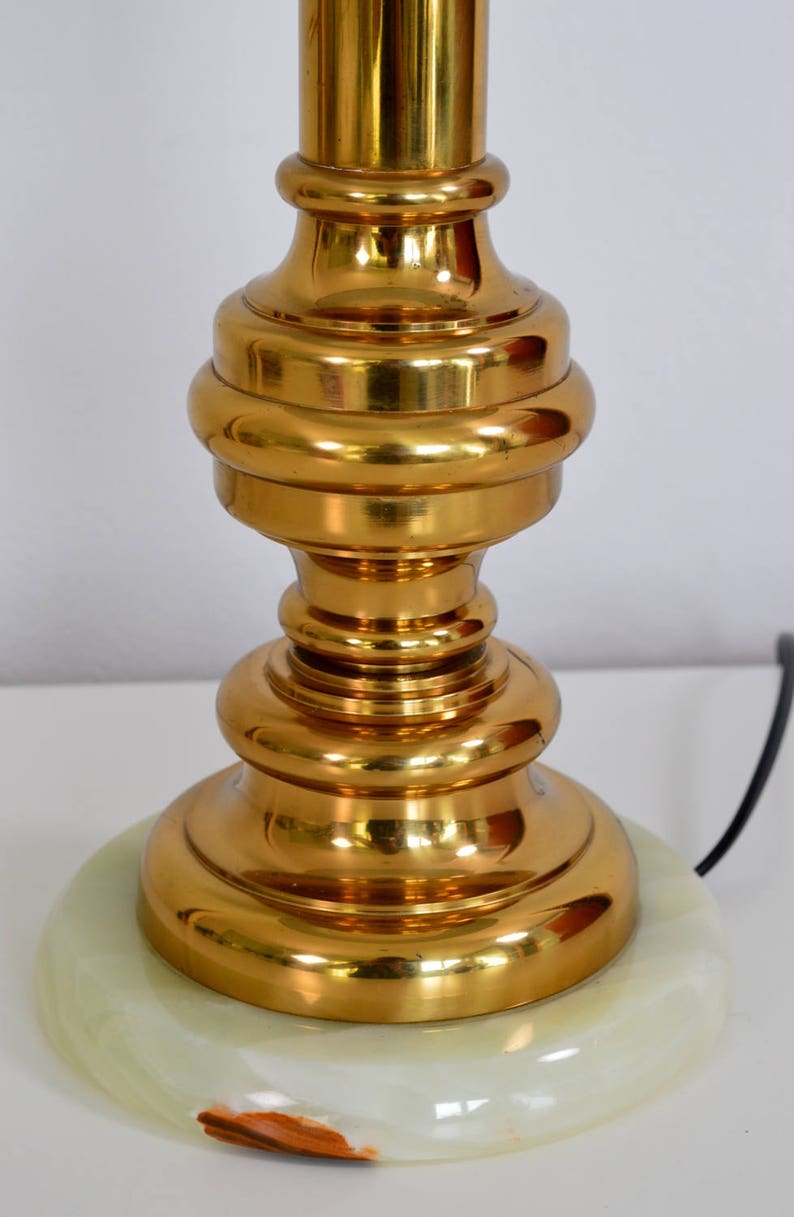 Brass and Onyx Marble Table Lamp or Desk Lamp Italy 1960 interior decoration Home interior signed Franco Bosi glam style