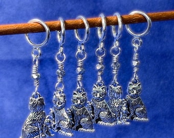 Cat charm stitch marker for knitting and crochet, Stitch marker set for cat lover