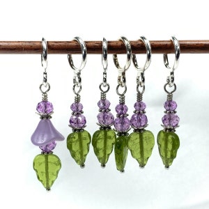 Lavender/Light Purple glass flower w/ leaf Stitch Markers for knitting & crochet. Stitch marker gift set, optional silk notions bag