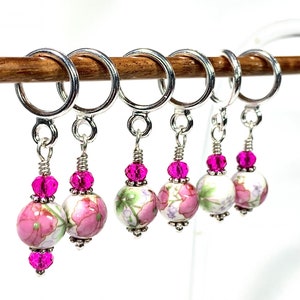 Stitch markers for knitting and crochet, Pink and white floral porcelain bead stitch marker set