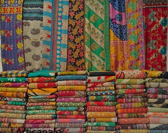 Große Menge Indischer Vintage Kantha Quilt Handgemachter Wurf Wendedecke Bettdecke Baumwollgewebe Boho Quilt