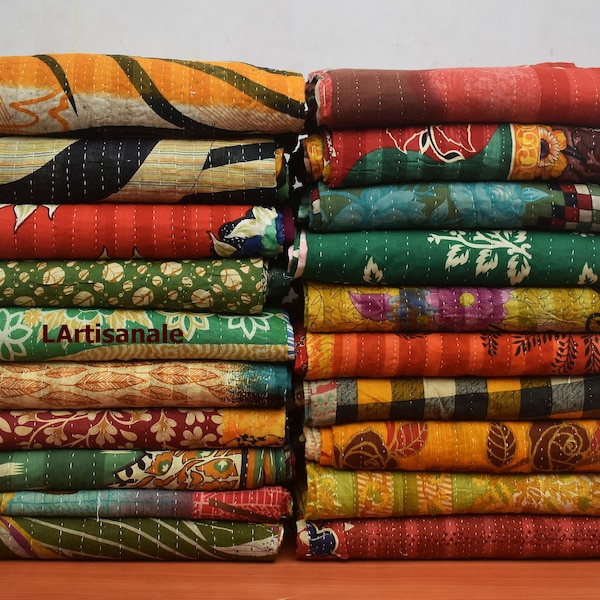 Bestseller Wholesale Lot kantha quilts : Indian Vintage Kantha Quilt - Reversible Boho Bedspread