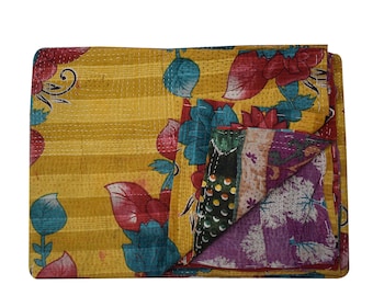 Indian Vintage Kantha Quilt Handmade Throw Reversible Blanket Bedspread Cotton Fabric bohemian quilt