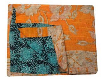 Edredón Kantha vintage: Manta decorativa india hecha con sari reciclado (80 x 56 pulgadas)