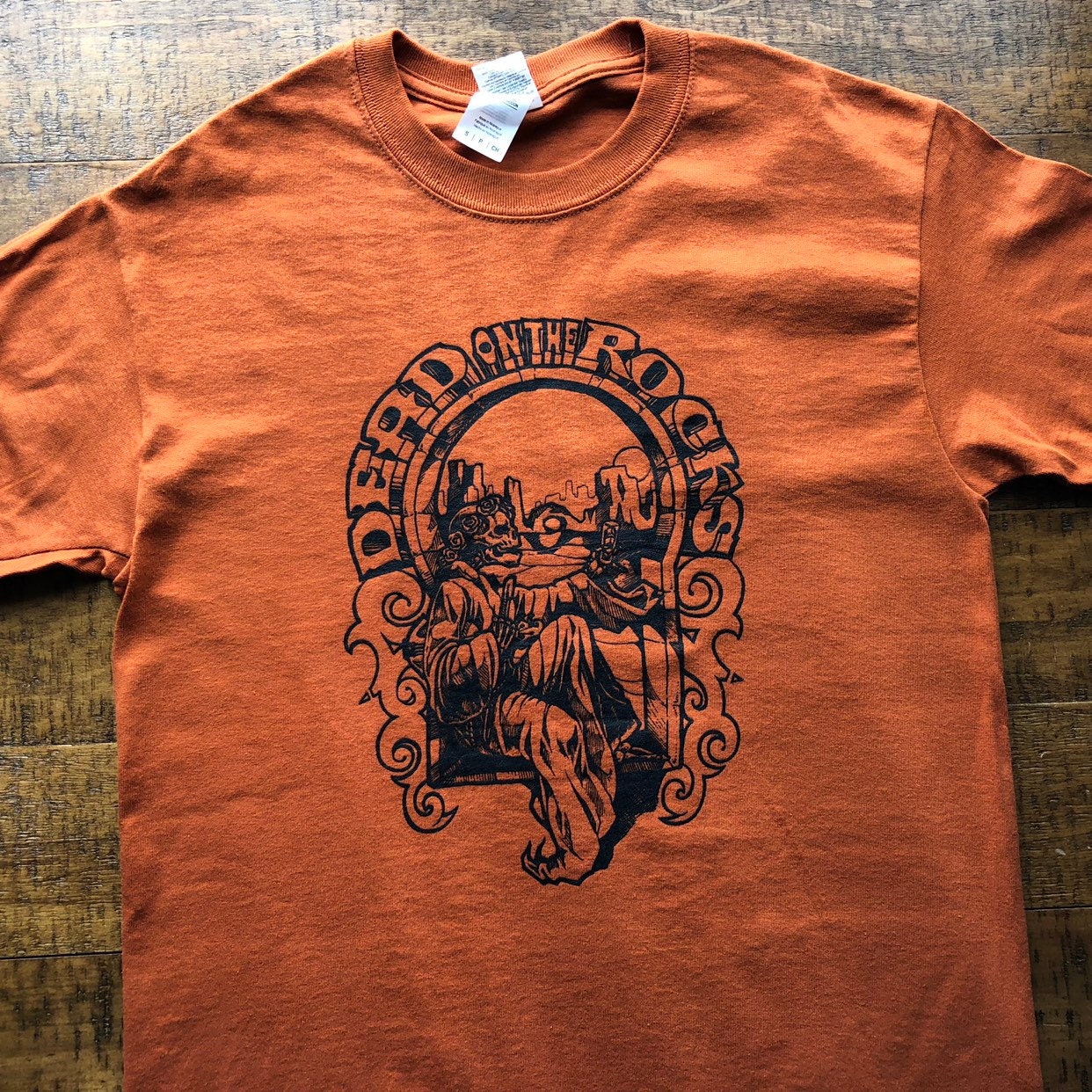 Lot Shirt-dead on the Rocks-adult Uni T 