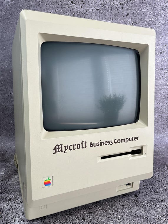 Vintage Apple Macintosh 128K M0001 (1984) – Iconic First Mac