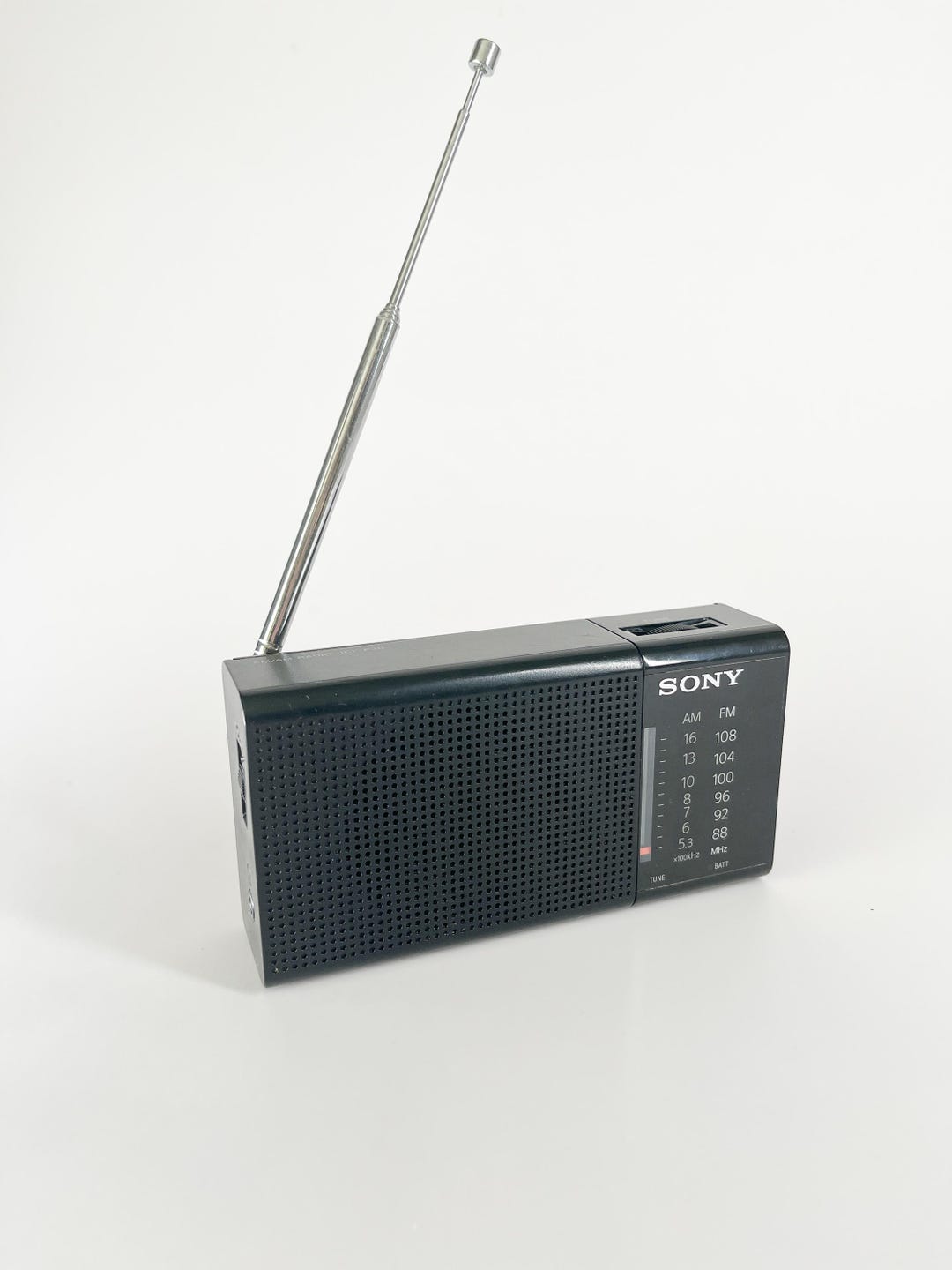 Vintage Radio Am/fm Sony Radio - Battery Operated Pocket or Shelf Radio ...