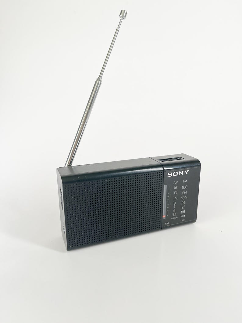 Vintage Radio Am/fm Sony Radio - Battery Operated Pocket or Shelf Radio ...