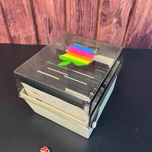Vintage Computer Floppy Disk Organizer and Contents UNTESTED - Etsy