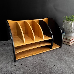 Vintage Schreibtisch Organizer aus Ahornholz - Geschwungene, multi-positionierbare Eckablage, Ordner- & Aktenhalter