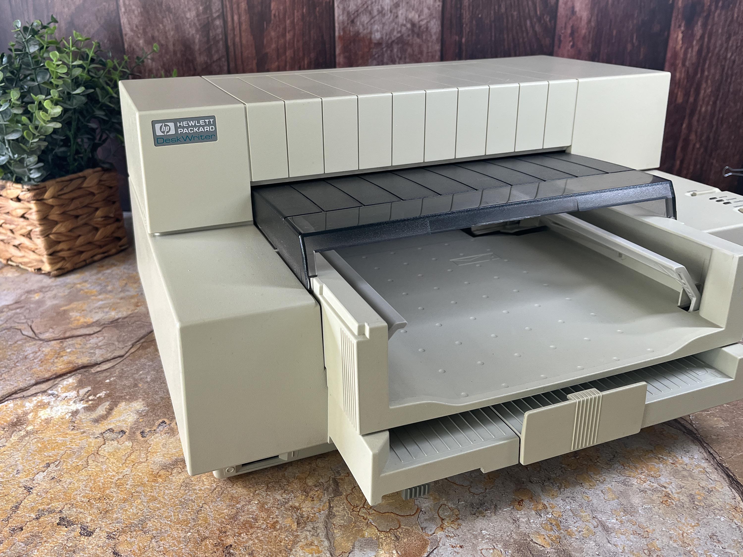 Vintage HP Deskjet 500C Color Inkjet Printer – 1990s – Collectible