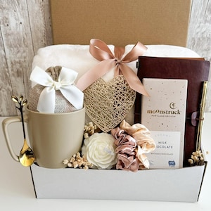 Thank you gift basket, Cozy gift box with Blanket, Mentor gift woman, Work anniversary gift, Cozy Hygge gift box, Sending a hug care package