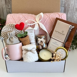 Best gifts for mothers day, Sending Love And Hugs Gift Box, Get Well Soon Gift Box, Cheer Up Gift Box, Mothers day hamper, Mothers day box