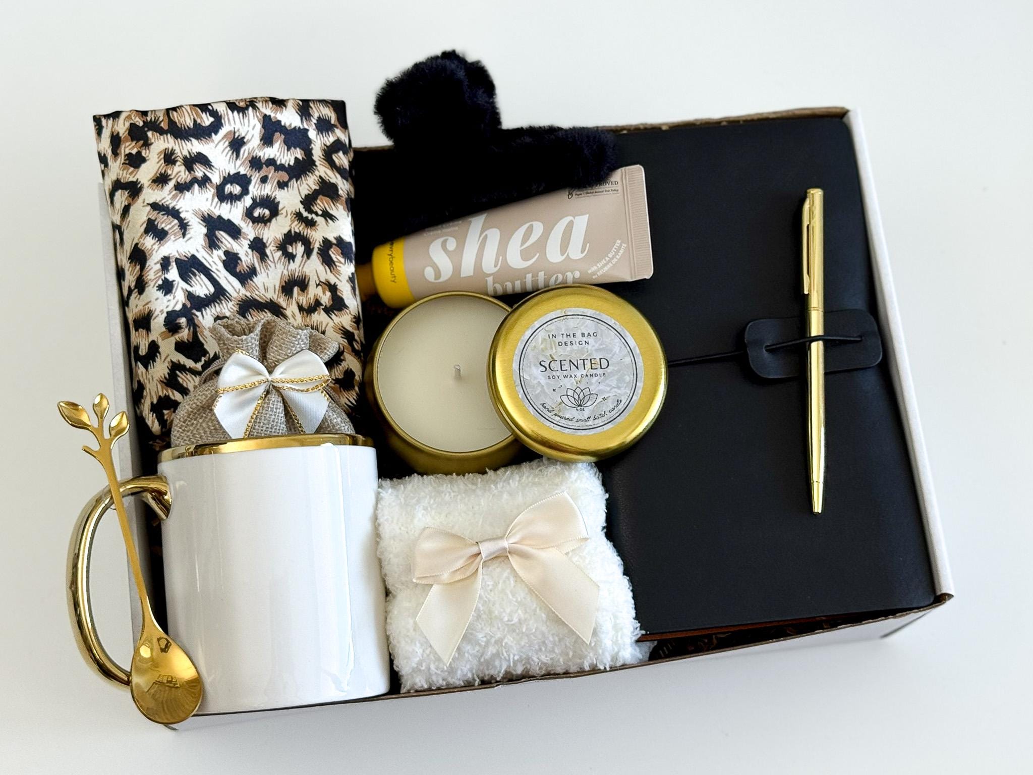 Foulard Carré Doux Avec Boîte Cadeau Élégante – Accessoire Chic Et R – AM Assyrem