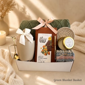 Gift basket for men, Cozy Gift Box for Him, Care Package For Him, Surgery care package for men, Christmas gift baskets for men Green Blanket Basket