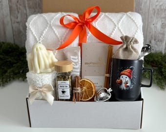 Spooky gift basket, Spooky basket for her, Spooky anniversary gift, Autumn gift basket, Halloween Gift Box for her, Halloween theme gift box