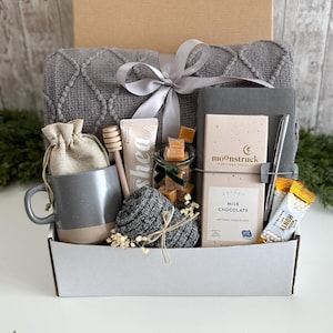 Care Package for Men Get Well Soon Gift Box, Surgery Recovery Basket, Thinking of You Gift for Him, Men’s Care Box