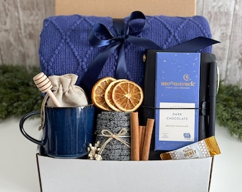 Hygge gift box men, Christmas gift box for men, Brother Christmas gift box, Christmas themed gift box for him, Corporate Christmas gift box