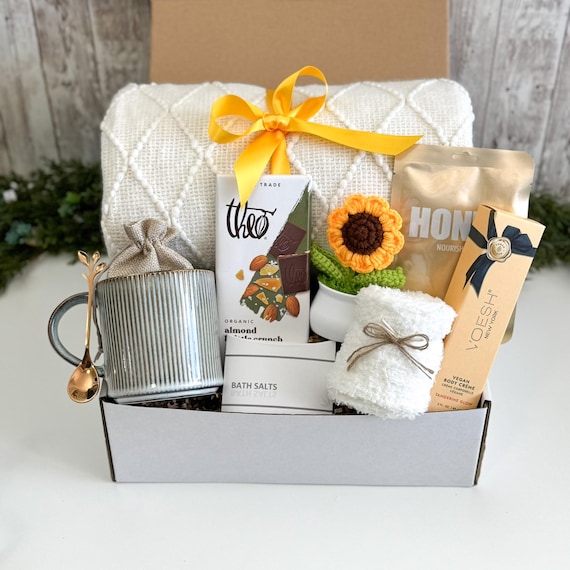 Hygge Birthday Gifts For Her, 21st Birthday Gift For Her, Gift Baskets For Women, Care Package For Her, Birthday Hampers For Women - UK