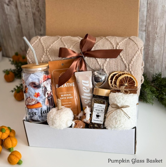 Spooky basket for her, Halloween gift baskets, Halloween care package, Fall basket for women, Boo box, Boo basket for woman