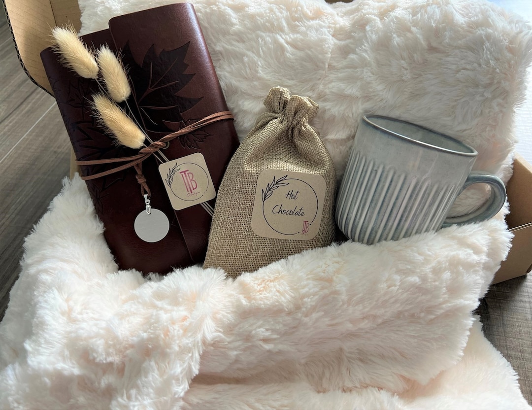 Blanket Gift Box Christmas Gifts Boxes Gift Box for Women Warm and Cozy