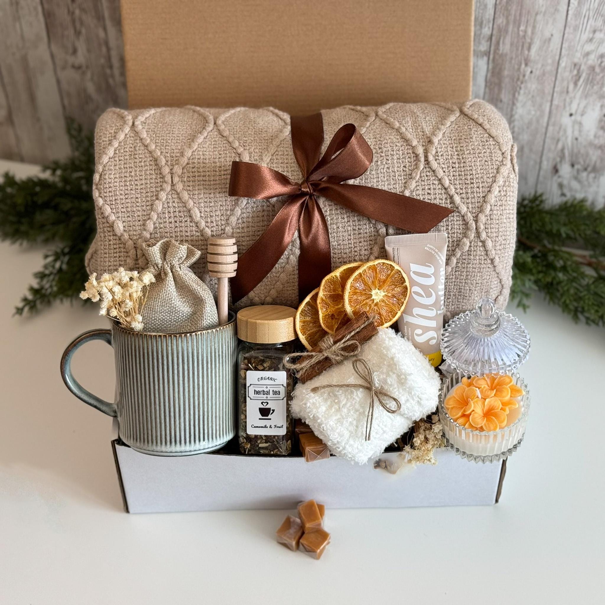 Cestas de regalo para cumpleaños, Cestas de regalo para cumpleaños de  mujer, Caja de feliz cumpleaños para mujer, Cestas de regalo para  compañeros de trabajo, Regalo de 50 cumpleaños - Etsy México, image size:2048x2048