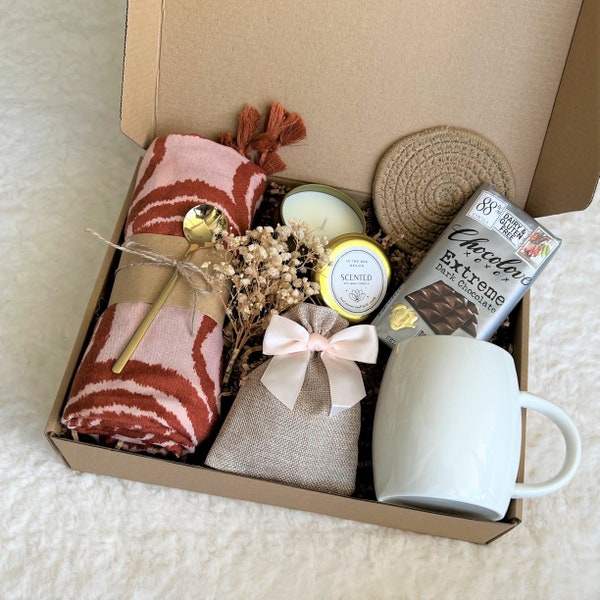 Birthday Gift Box for Women with Beach Cover, Gift box for Friend, Summer Gift Basket, Gift Box for Mom, Happy Birthday Gift Basket for Her