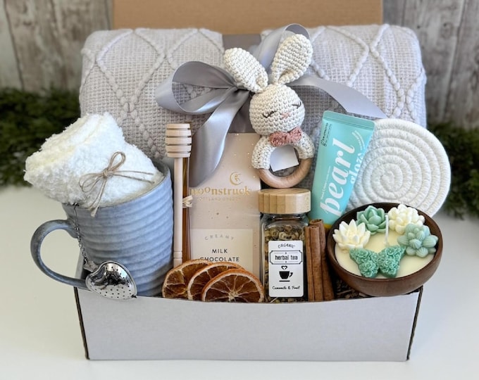 Pregnancy Care Package for Mom to Be, Postpartum Gift Box, New Mom Relaxation Basket, Expecting Mother Gift Set, Pregnancy gift box