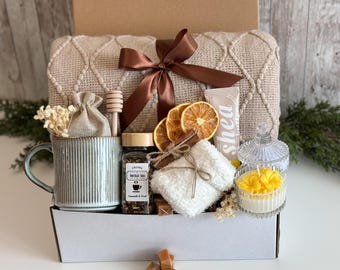Self Care Gift Box for Women, Hygge Gift Basket for Her, Care Package, Gift baskets women birthday, Blanket gift box, Comfort basket journal