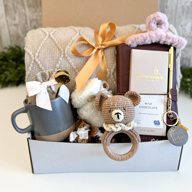 New Baby Gift Box, Congrats On Your New Baby, New Mama Gift Basket, Congratulations Pregnancy Gift Set, Postpartum care package Teddy Bear Set