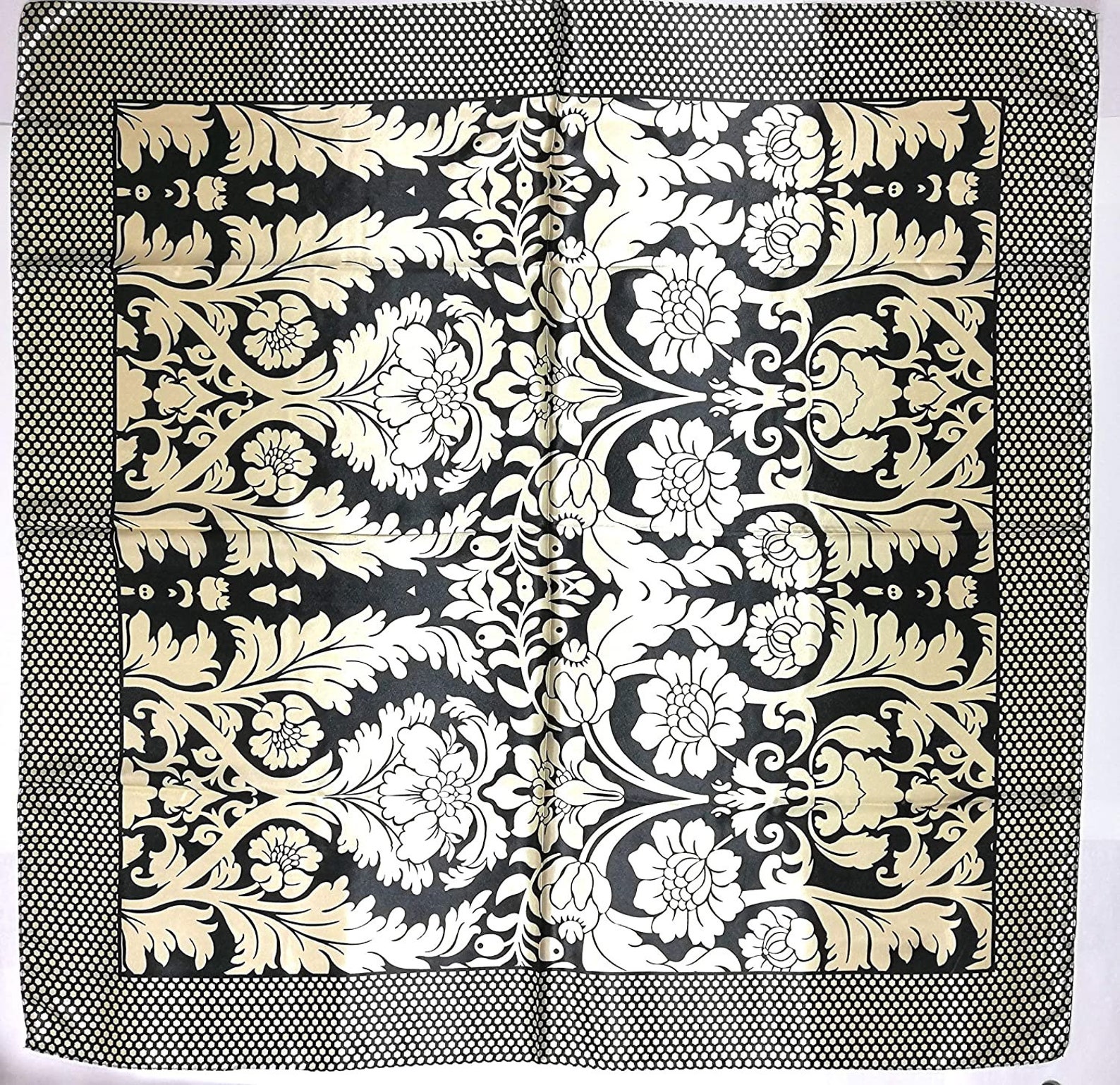LARGE SQUARE SCARF NOUVEAU NOIR main image 1