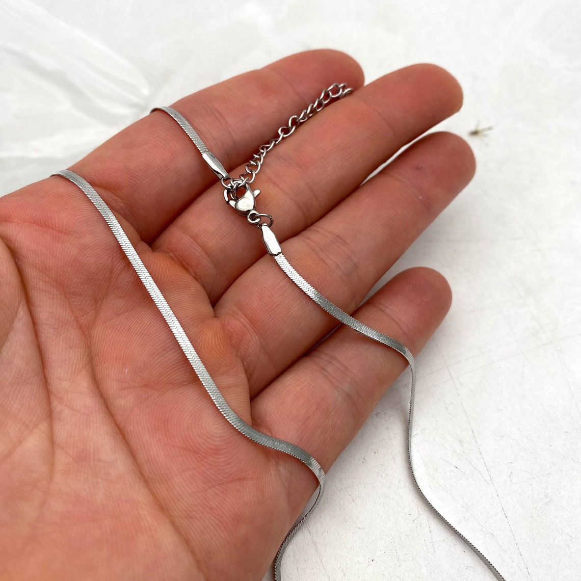 Stainless steel herringbone necklace Outlet