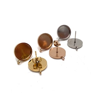 100pcs vergoldet Edelstahl Ohrring Beiträge Ohrstecker Einstellungen Lünetten Cabochons Tacks dicke Lünette 12mm innen mit Schleife