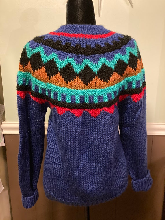 Vintage 1980s womens Avon Ski Sweater Size Medium