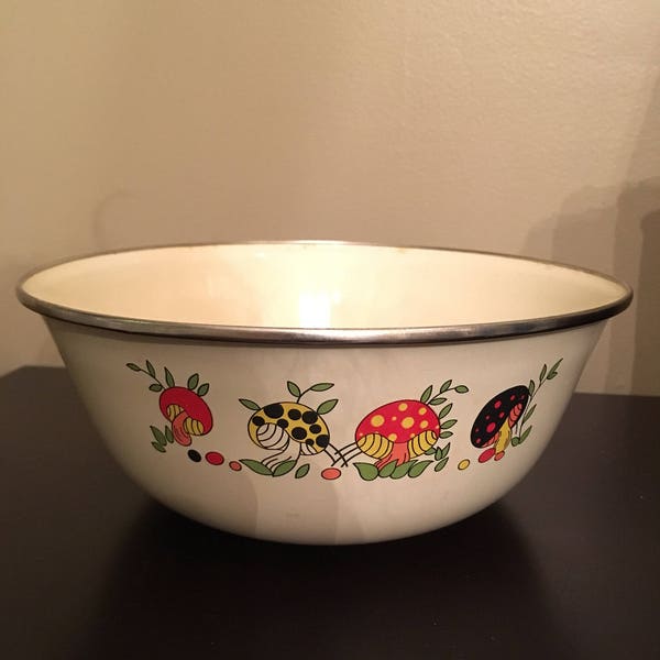 Vintage 1970s Mushroom Enamel Bowl