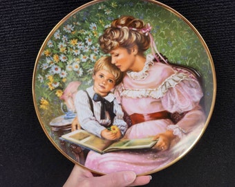 Sandra Kuck Collector Plate the Times Remembered plate